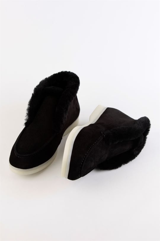 Chaussures en daim noires pour femmes